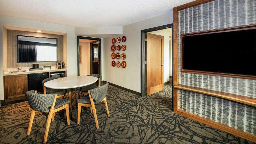 Embassy Suites By Hilton Walnut Creek Room photo